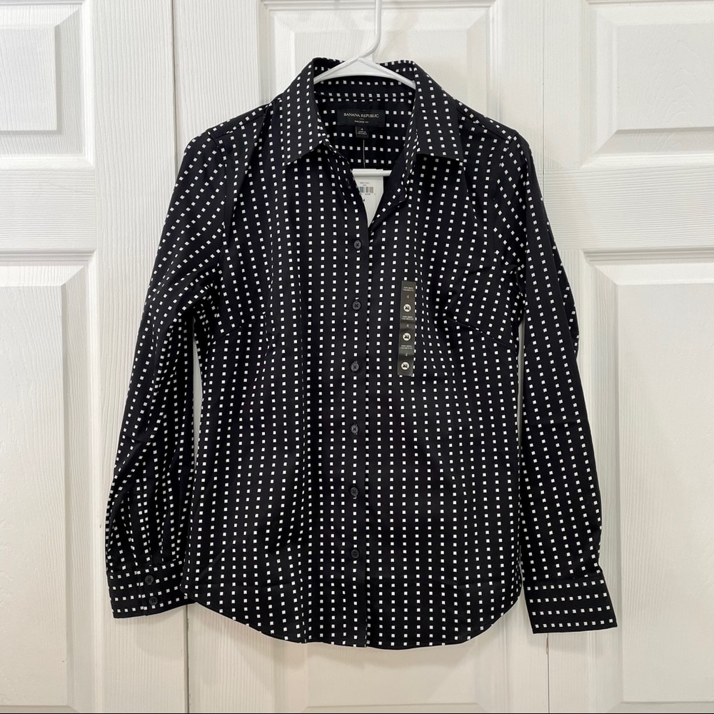 Women’s Tailored-Fit Non-Iron Shirt